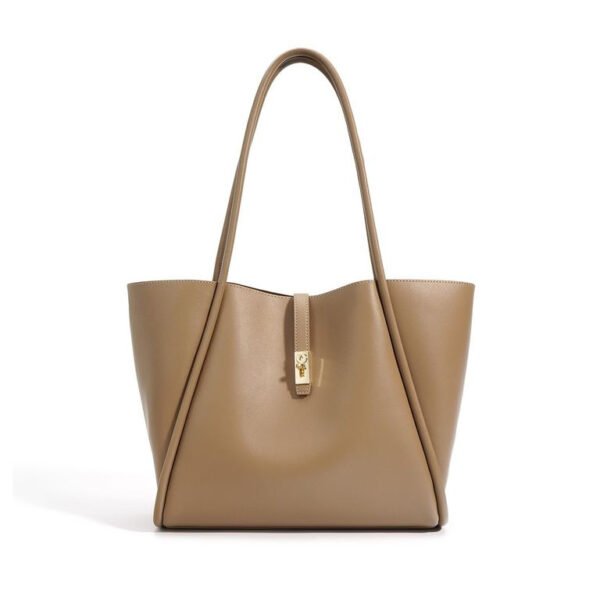 Handbags & Clutches - Image 21