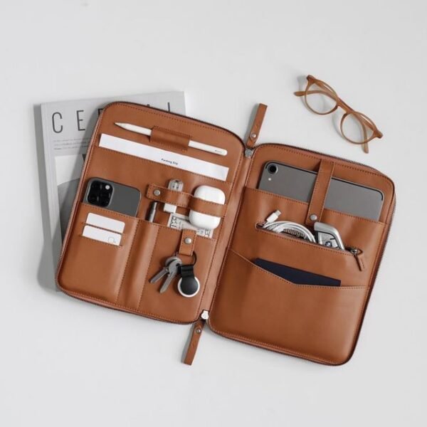 Tech Accessories - Image 31