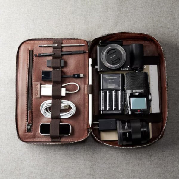 Tech Accessories - Image 25